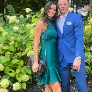 Gorgeous dress for any formal event! Only worn once!